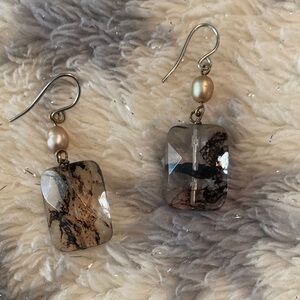 Elegant J. Jill vintage Pearl and Stone Drop Earrings, silver.💛💛💛💛💛💛